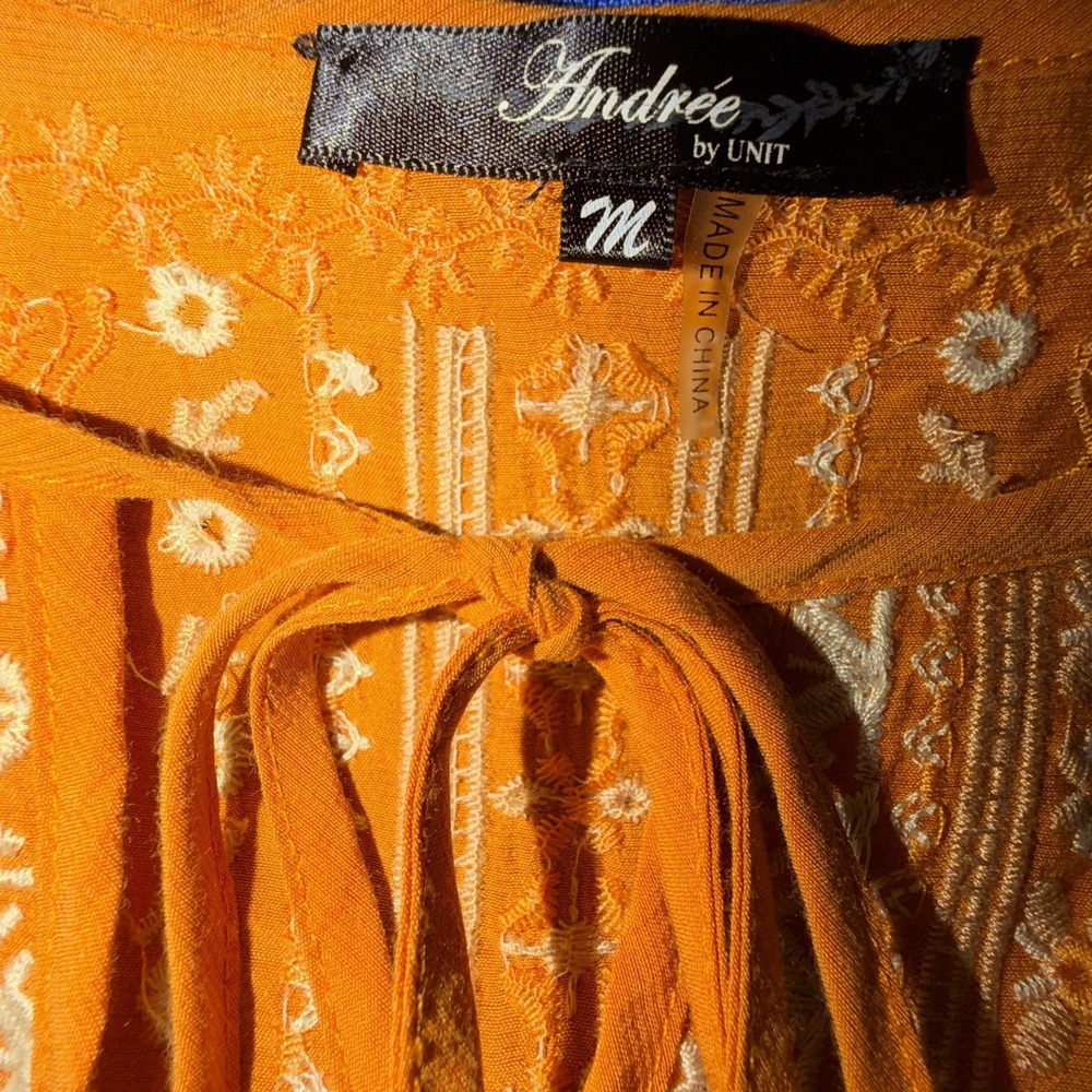 Andree by Unit Embroidered Artsy Boho Blouse Tunic Top Floral Size M Orange - Picture 4 of 5